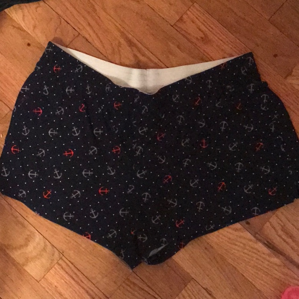 Anchor shorts